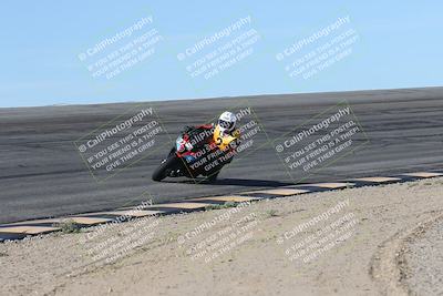 media/Oct-26-2025-Race Pace (Sun) [[c1447ca738]]/Non Verified (1st 20 Minutes of every Hour)/1-Bowl (915am)/